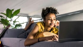 Laptop health issues: പേര് ലാപ്‌ടോപ് ആണെന്ന് വച്ച് എടുത്ത് മടിയില്‍ വയ്ക്കരുത്, ഈ പ്രശ്നങ്ങൾ ഉണ്ടാകും...