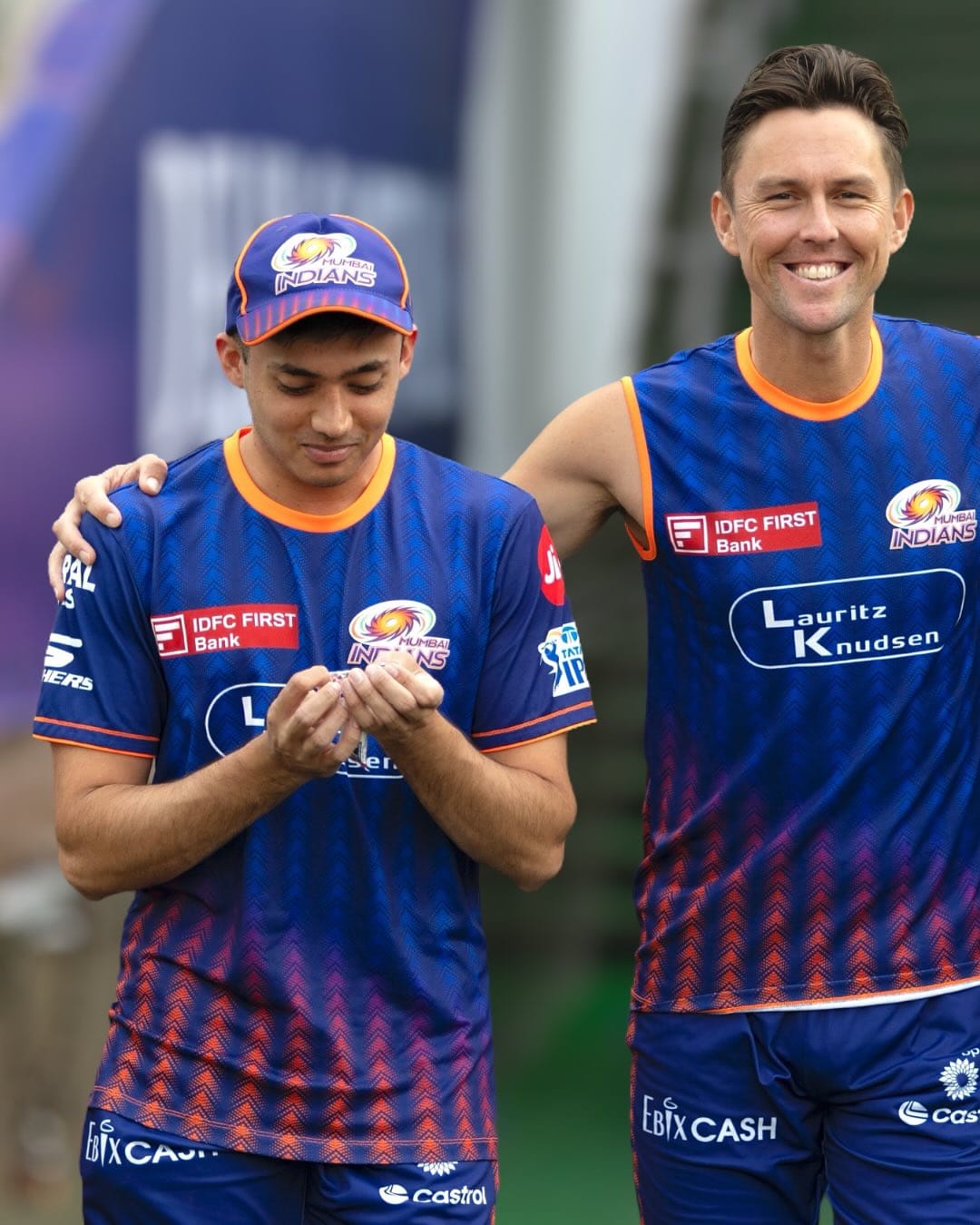 എന്നാൽ വലിയ താരങ്ങളെ ലക്ഷ്യംവെക്കാതെയാണ് മുംബൈ അബുദാബിയിലേക്ക് വിമാനം കയറിയിരിക്കുന്നത്. മുംബൈയുടെ ലക്ഷ്യം മുഴുവനും അൺക്യാപ്ഡ് താരങ്ങളാണ്.