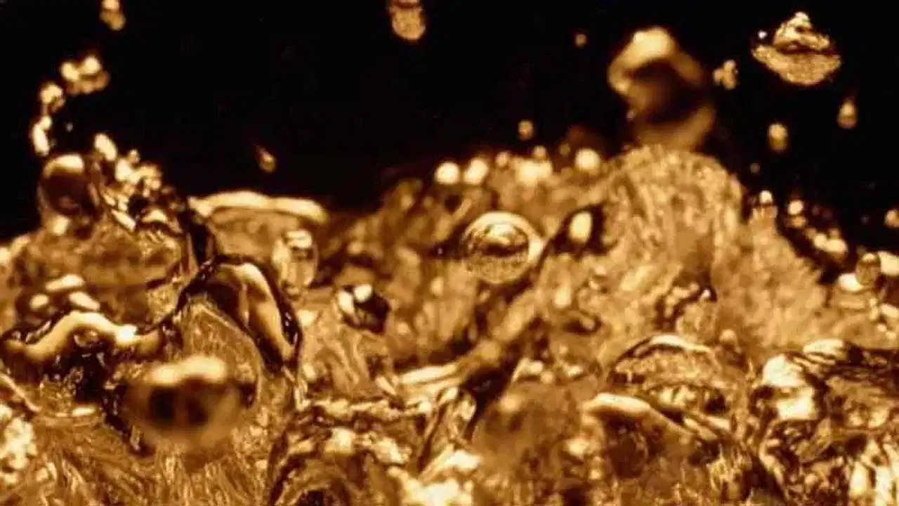 Liquid gold: സ്വർണം വെള്ളമാക്കി കടത്തുമോ? ലിക്വിഡ് ഗോൾഡ് ഇറക്കുമതി ഇന്ത്യയിൽ നടക്കുന്ന വഴികൾ ഇതാ.... Liquid gold: സ്വർണം വെള്ളമാക്കി കടത്തുമോ? ലിക്വിഡ് ഗോൾഡ് ഇറക്കുമതി ഇന്ത്യയിൽ നടക്കുന്ന വഴികൾ ഇതാ....