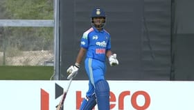 വൈഭവ് സൂര്യവൻശിയുടെ റെക്കോർഡ് തിരുത്തി സഹതാരം; നേടിയത് യൂത്ത്...