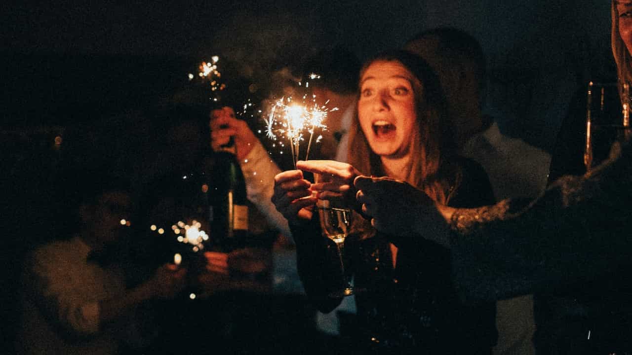 Bengaluru New Year: ന്യൂ ഇയർ പാർട്ടിക്ക് ബെംഗളൂരുവിൽ പോകാൻ വരട്ടെ; 19 നിബന്ധനകളുണ്ട്