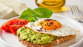 Breakfast Routine: പ്രഭാത ഭക്ഷണം കഴിക്കുമ്പോൾ ഈ തെറ്റുകൾ ചെയ്യാറുണ്ടോ…; ഇന്നുതന്നെ നിർത്തിക്കോ