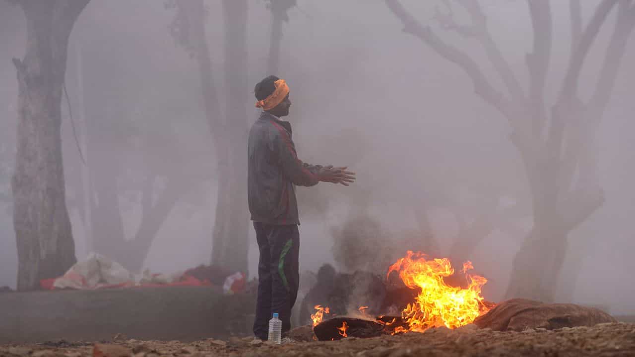 Kerala Weather Update: തണുപ്പുണ്ടോ നാട്ടിൽ..! മഴ ഇനി പ്രതീക്ഷിക്കാമോ; സംസ്ഥാനത്തെ ഇന്നത്തെ കാലാവസ്ഥ Kerala Weather Update: തണുപ്പുണ്ടോ നാട്ടിൽ..! മഴ ഇനി പ്രതീക്ഷിക്കാമോ; സംസ്ഥാനത്തെ ഇന്നത്തെ കാലാവസ്ഥ