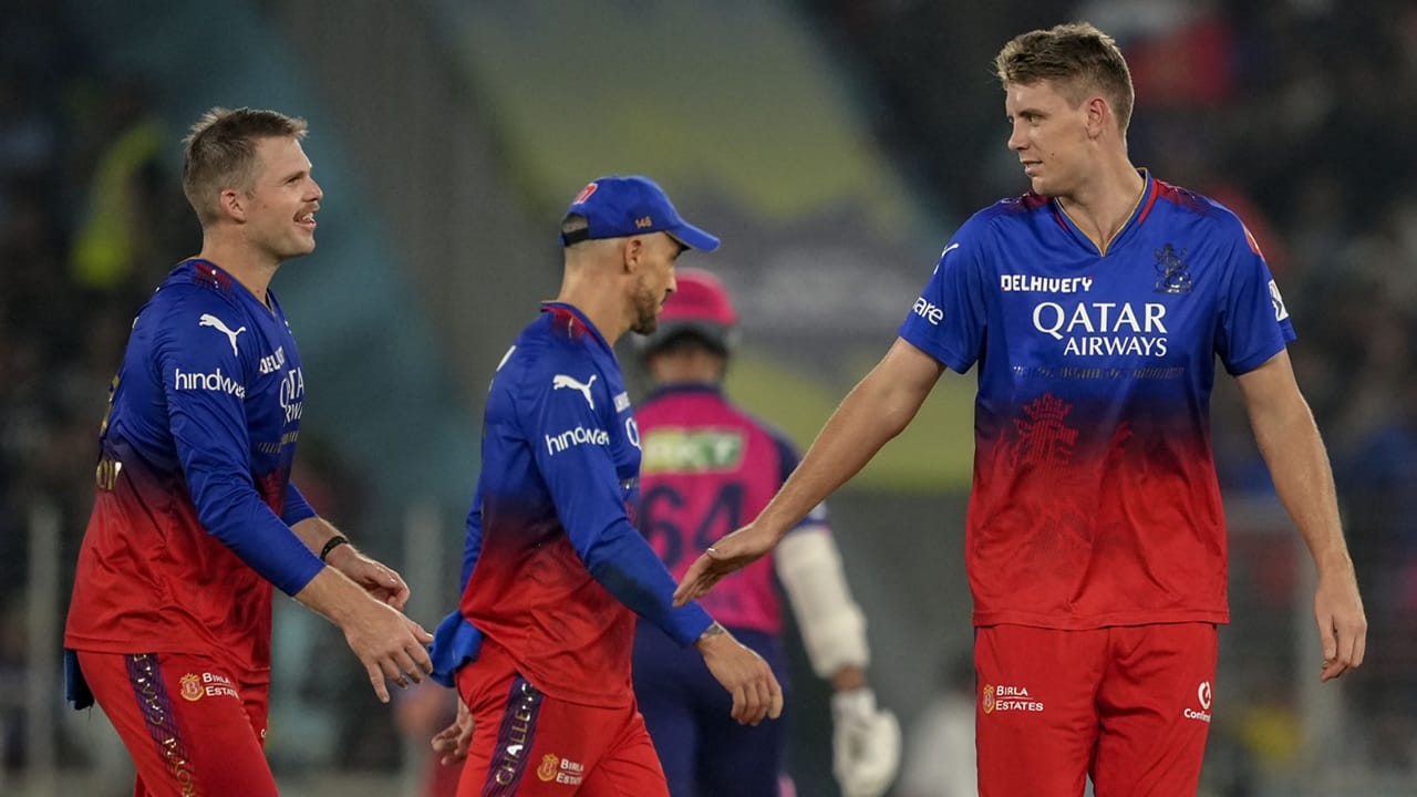 രണ്ട് കോടി രൂപയാണ് അടിസ്ഥാനത്തുക. 2023ല്‍ മുംബൈ ഇന്ത്യന്‍സിനായും, 2024ല്‍ റോയല്‍ ചലഞ്ചേഴ്‌സ് ബെംഗളൂരുവിനായും ഗില്‍ കളിച്ചിട്ടുണ്ട്. പരിക്ക് മൂലം കഴിഞ്ഞ സീസണില്‍ കളിച്ചില്ല (Image Credits: PTI)