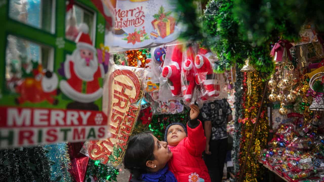 Christmas 2025: കൂളായി ക്രിസ്മസ് ആഘോഷിക്കാം; ബെംഗളൂരു മഞ്ഞ് പുതയ്ക്കും