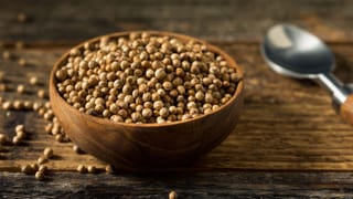 Coconut Oil Prrice: വെളിച്ചെണ്ണ വില 200 രൂപയിലേക്ക്, ആശ്വസിക്കാൻ കാരണങ്ങളേറെ…