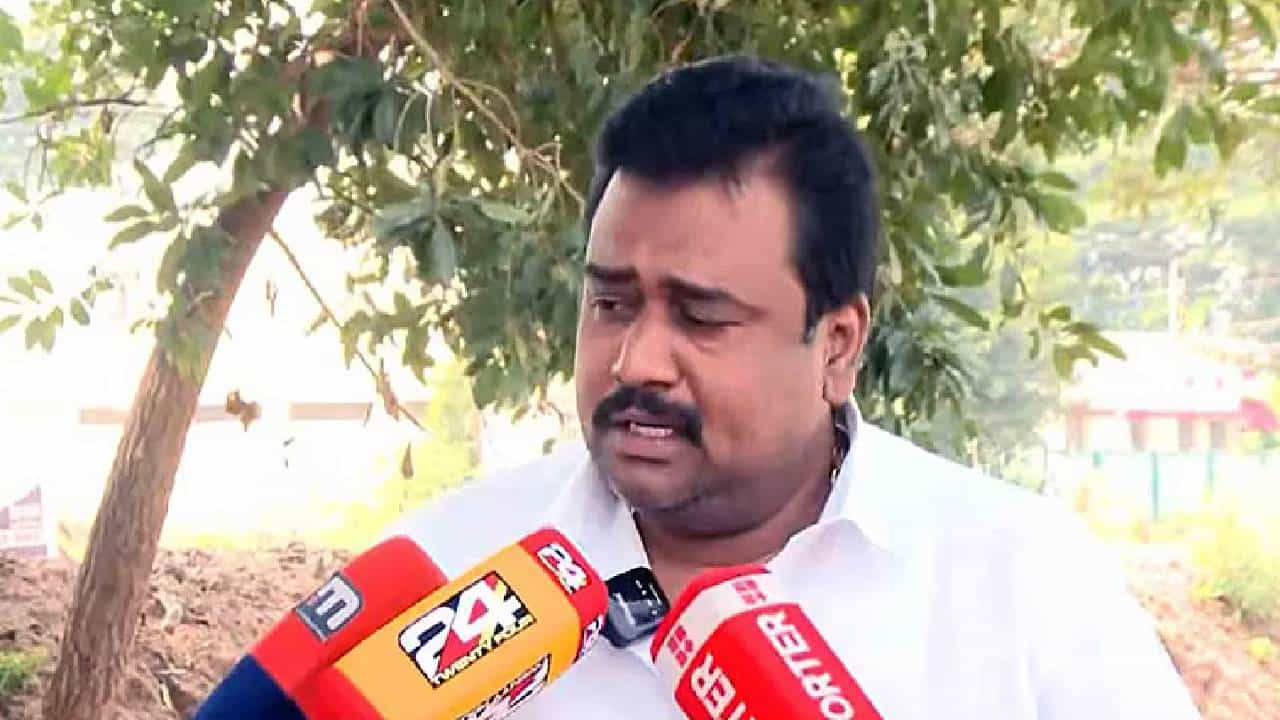 Sabarimala Gold Scam: ഇനിയും വേട്ടയാടിയാല്‍ ഞാൻ ആത്മഹത്യ ചെയ്യും, എന്‍റെ പേരില്‍ പെറ്റിക്കേസ് പോലും ഇല്ല; വികാരാധീനനായി മണി