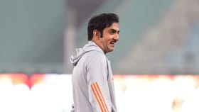 'കേൾക്കുന്നതൊക്കെ കള്ളക്കഥ'; ഇന്ത്യൻ ടീം പരിശീലകസ്ഥാനത്തുനിന്ന്..