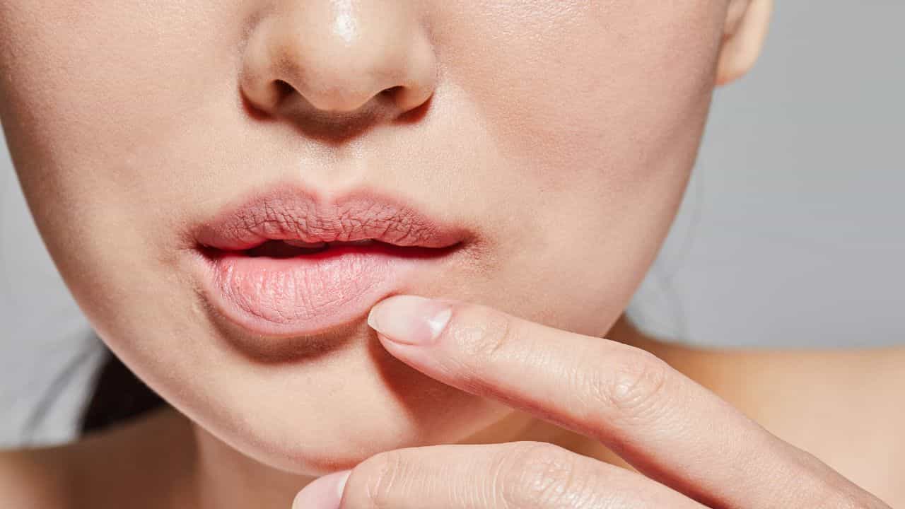 Diabetes Symptoms: വായ എപ്പോഴും വരണ്ടതാണോ? ഇത് പ്രമേഹത്തിൻ്റെ ലക്ഷണമെന്ന് വിദഗ്ധർ Diabetes Symptoms: വായ എപ്പോഴും വരണ്ടതാണോ? ഇത് പ്രമേഹത്തിൻ്റെ ലക്ഷണമെന്ന് വിദഗ്ധർ