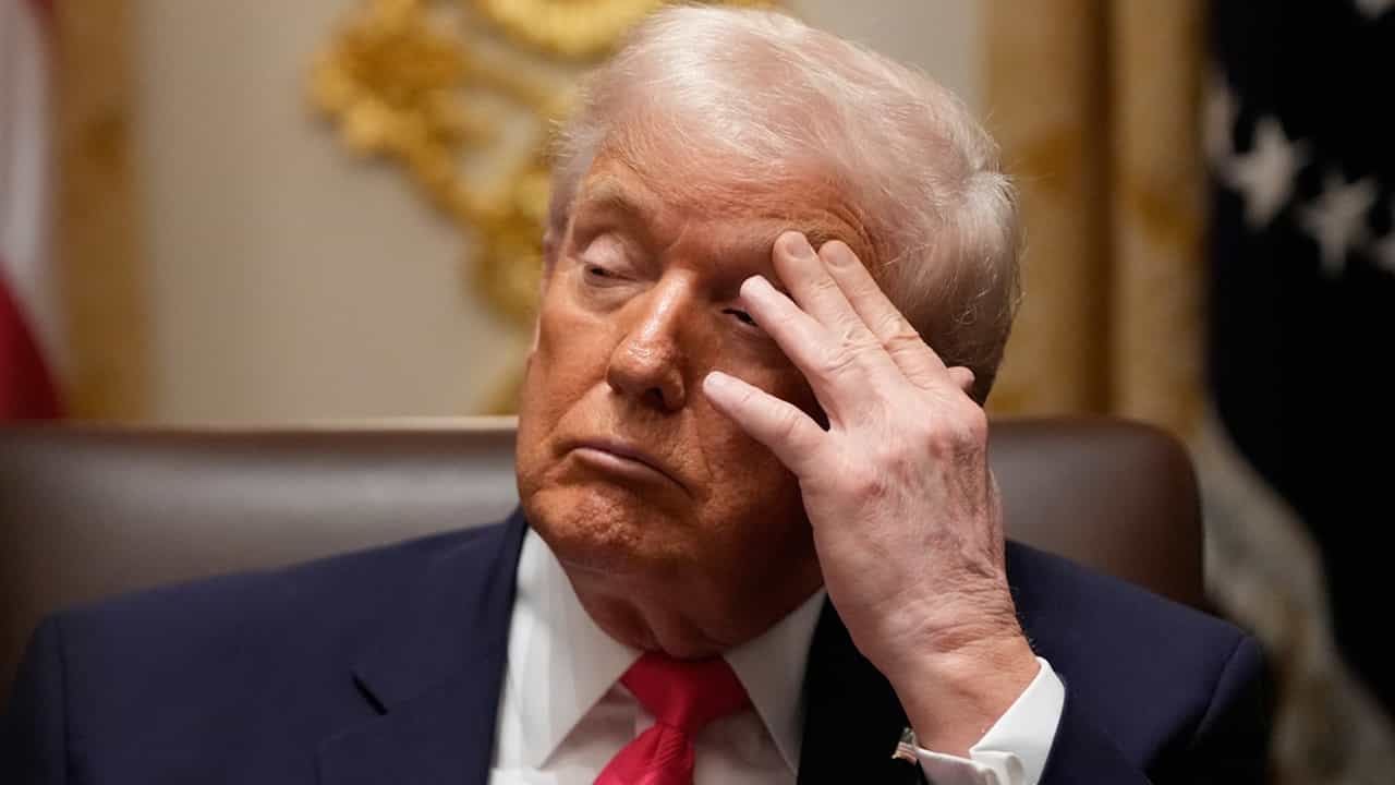 Donald Trump: ട്രംപ് ഇന്ത്യയ്ക്കെതിരെ ചുമത്തിയ തീരുവ നീക്കണമെന്ന് ഡെമോക്രാറ്റുകള്; പ്രമേയം അവതരിപ്പിച്ചു Donald Trump: ട്രംപ് ഇന്ത്യയ്ക്കെതിരെ ചുമത്തിയ തീരുവ നീക്കണമെന്ന് ഡെമോക്രാറ്റുകള്; പ്രമേയം അവതരിപ്പിച്ചു