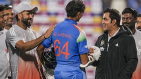 Gautam Gambhir: മാനേജ്‌മെന്റിന് തലവേദന; ഗില്ലും, ശ്രേയസും എത്തുമ്പോള്‍ ആരെ ഒഴിവാക്കും? ഗംഭീറിനുണ്ട് ഉത്തരം...