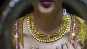 പവന് 1.03 ലക്ഷവും കടന്ന് സ്വര്‍ണത്തിന്റെ തേരോട്ടം