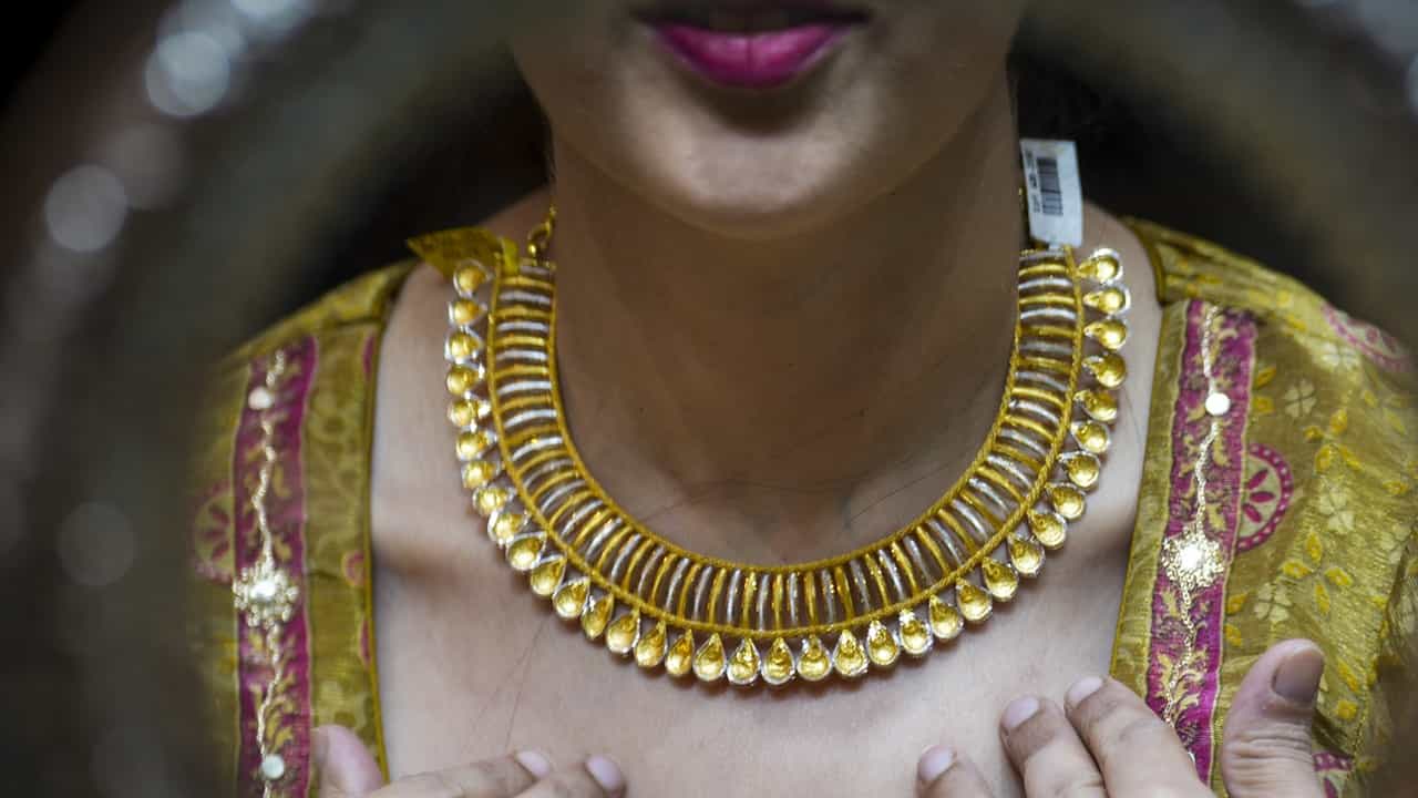 Kerala Gold Rate: ഇന്ന് തന്നെ സ്വര്‍ണം വാങ്ങിച്ചോളൂ; വില ഓക്കെയാണ്‌