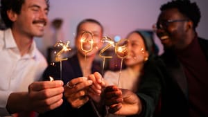 Happy New Year 2026 Wishes: സ്വപ്‌നം കണ്ടതെല്ലാം 2026 നല്‍കട്ടെ…പ്രിയപ്പെട്ടവര്‍ക്ക് ആശംസകള്‍ നേര്‍ന്ന് തുടങ്ങാം