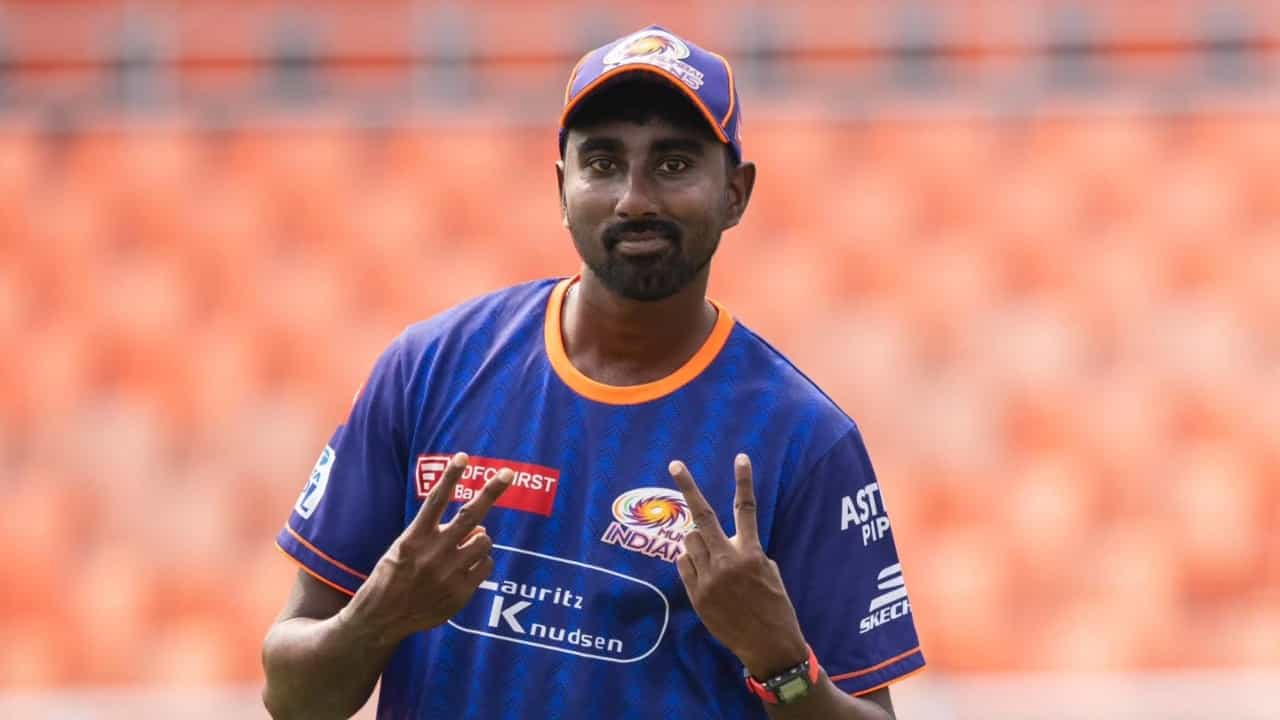 IPL 2026 Auction: ലേലത്തിലെ സർപ്രൈസ് താരമാവാൻ ജിക്കു; ആദ്യ ടീം പ്രതീക്ഷയിൽ ഷറഫുദ്ദീൻ: മലയാളി താരങ്ങൾ എവിടെ കളിക്കും? IPL 2026 Auction: ലേലത്തിലെ സർപ്രൈസ് താരമാവാൻ ജിക്കു; ആദ്യ ടീം പ്രതീക്ഷയിൽ ഷറഫുദ്ദീൻ: മലയാളി താരങ്ങൾ എവിടെ കളിക്കും?