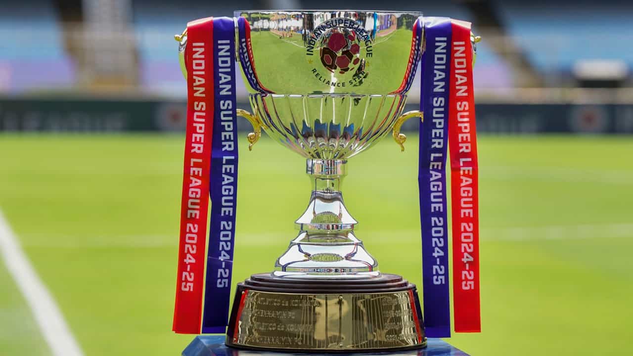 ISL: ഐഎസ്എല്ലില്‍ വീണ്ടും പ്രതിസന്ധി; കടുപ്പിച്ച് ക്ലബുകള്‍; ടീമുകളുടെ കടുംപിടുത്തത്തിന് പിന്നില്‍