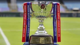 ISL: ഐഎസ്എല്ലില്‍ വീണ്ടും പ്രതിസന്ധി; കടുപ്പിച്ച് ക്ലബുകള്‍; ടീമുകളുടെ കടുംപിടുത്തത്തിന് പിന്നില്‍...