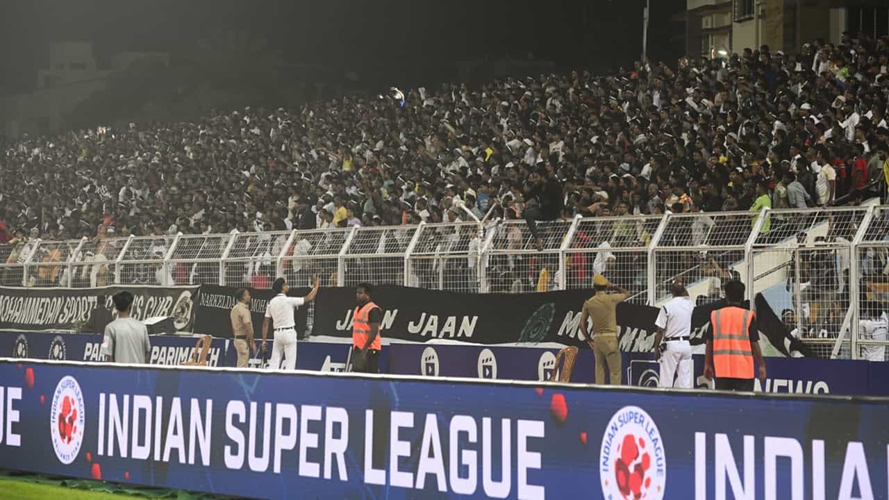 ISL: ആരുടെയും സഹായം വേണ്ട, ആ അനുമതി നല്‍കിയാല്‍ മാത്രം മതി; ഐഎസ്എല്‍ തന്നെ നടത്താന്‍ ക്ലബുകളുടെ പദ്ധതി