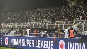 ISL: ആരുടെയും സഹായം വേണ്ട, ആ അനുമതി നല്‍കിയാല്‍ മാത്രം മതി; ഐഎസ്എല്‍ തന്നെ നടത്താന്‍ ക്ലബുകളുടെ പദ്ധതി...