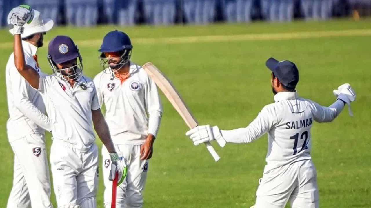 Kerala Cricket Year Ender 2025: തുടക്കം കസറി, ഒടുക്കം പതറി; വിവാദങ്ങള്‍ അകമ്പടിയേകി ! കേരള ക്രിക്കറ്റിന്റെ 2025