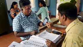 എന്യുമറേഷൻ ഫോം 18 വരെ നൽകാം; കേരളത്തിലെ എസ്ഐആർ നടപടികൾ നീട്ടി