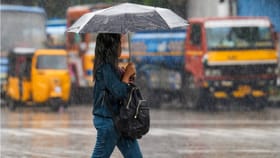 Kerala Rain Alert Update: സംസ്ഥാനത്ത് ഇന്നും മഴ തുടരും; അഞ്ച് ജില്ലകളില്‍ യെല്ലോ അലര്‍ട്ട്...