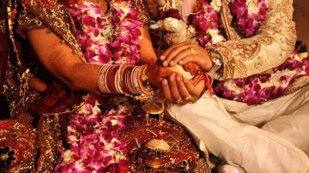 Marriage Horoscope 2026: വിവാഹം ഉറപ്പ്, ഈ രാശിക്കാർക്ക് 2026-ൽ നേട്ടങ്ങളുടെ കാലം