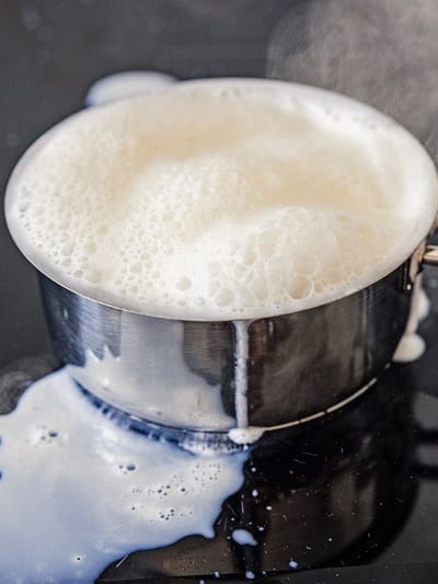 തീ കൂട്ടിവെച്ചാണോ പാല്‍ തിളപ്പിക്കല്‍? ഇനി പറഞ്ഞിട്ട് കാര്യമില്ല