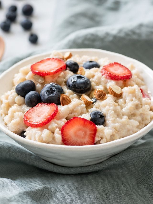 ഓട്‌സ് കഴിക്കുമ്പോള്‍ ഇങ്ങനെ തോന്നാറുണ്ടോ? സൂക്ഷിക്കാം