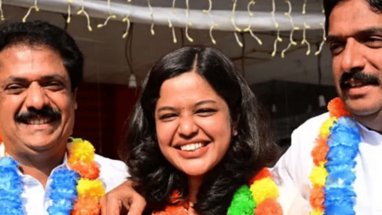 Kerala Local Body Election Result 2025: കുടുംബ വിജയം, പാലയിൽ നിന്ന് പുളിക്കക്കണ്ടം കുടുംബം നഗരസഭയിലേക്ക് Kerala Local Body Election Result 2025: കുടുംബ വിജയം, പാലയിൽ നിന്ന് പുളിക്കക്കണ്ടം കുടുംബം നഗരസഭയിലേക്ക്