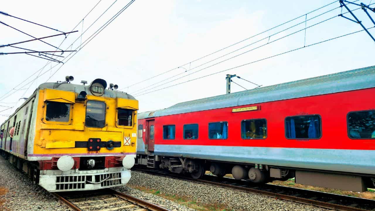 RRB Exam Calendar: ലോക്കോ പൈലറ്റ് മുതൽ ഗ്രൂപ്പ് ഡി വരെ; അടുത്ത വർഷത്തെ റെയിൽവേ പരീക്ഷാ തീയതികൾ