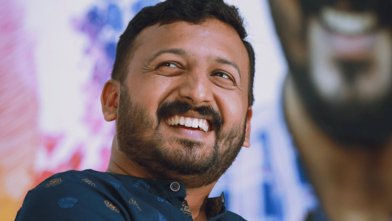 Rahul Mamkootathil: രാഹുൽ മാങ്കൂട്ടത്തിൽ അറസ്റ്റിൽ; നടപടി പുതിയൊരു കേസിൽ Rahul Mamkootathil: രാഹുൽ മാങ്കൂട്ടത്തിൽ അറസ്റ്റിൽ; നടപടി പുതിയൊരു കേസിൽ