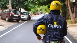 Crime News : ഭാര്യയെ കൊന്നു,മൃതദേഹത്തിനൊപ്പം സെൽഫി, വാട്സാപ്പിൽ സ്റ്റാറ്റസ്