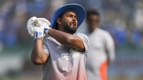 ഏകദിന ക്രിക്കറ്റില്‍ 'സര്‍വം മായ' ! ഋഷഭ് പന്ത് പുറത്തേക്ക്