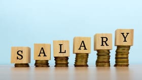 ജോലിക്കാരേ...നിങ്ങളുടെ ശമ്പളം ഓരോ വര്‍ഷവും ഇത്രയാണ്...