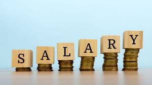 Salary Hike: ജോലിക്കാരേ…നിങ്ങളുടെ ശമ്പളം ഓരോ വര്ഷവും ഇത്രയാണ് വര്ധിക്കേണ്ടത് Salary Hike: ജോലിക്കാരേ…നിങ്ങളുടെ ശമ്പളം ഓരോ വര്ഷവും ഇത്രയാണ് വര്ധിക്കേണ്ടത്