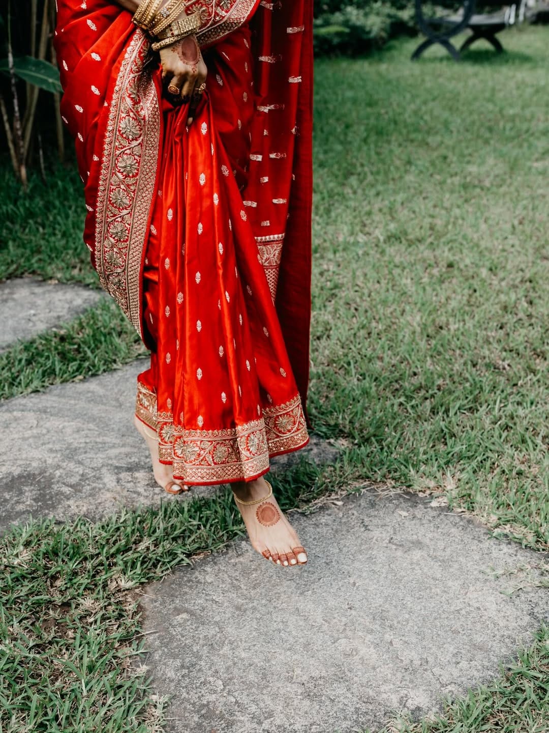 അതേസമയം സാമന്തയുടെയും രാജിന്റെയും രണ്ടാം വിവാഹമാണിത്. നടൻ നാഗ ചൈതന്യയായിരുന്നു സാമന്തയുടെ ആദ്യ ഭർത്താവ്. എന്നാൽ 2021ൽ ഇരുവരും വേർപിരിഞ്ഞു. അതേസമയം, രാജ് നിദിമോരുവും വിവാഹമോചിതനാണ്. ശ്യാമലി ദേയെ ആയിരുന്നു രാജിന്റെ പങ്കാളി. 
