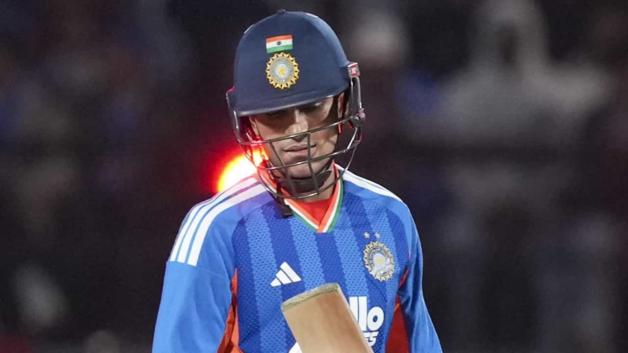 Shubman Gill: ഗില്ലിനെ പുറത്താക്കിയതിന് പിന്നില്‍ ഗംഭീറിന്റെ തന്ത്രം? അഗാര്‍ക്കറിനെയും തെറ്റ് തിരുത്തിച്ചു; പുതിയ ആരോപണം