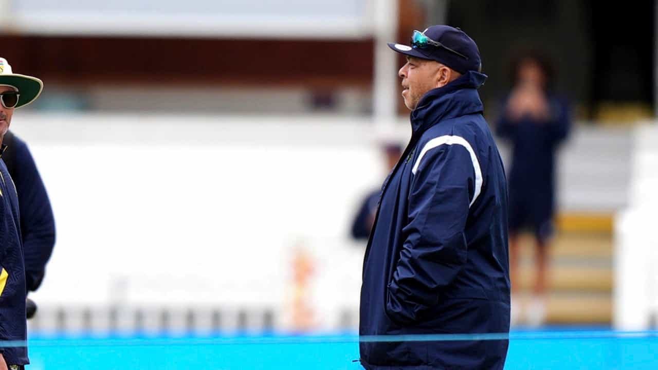 India vs South Africa: ശുക്രിയുടെ ശുക്രദശ തീര്‍ന്നു; ആ വാക്ക് പറഞ്ഞതിന് ദക്ഷിണാഫ്രിക്കന്‍ കോച്ചിനെ എയറില്‍ കയറ്റി ഇന്ത്യന്‍ ടീം