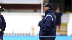 India vs South Africa: ശുക്രിയുടെ ശുക്രദശ തീര്‍ന്നു; ആ വാക്ക് പറഞ്ഞതിന് ദക്ഷിണാഫ്രിക്കന്‍ കോച്ചിനെ എയറില്‍ കയറ്റി ഇന്ത്യന്‍ ടീം...