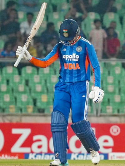 ശുഭ്മൻ ഗില്ലിനെ മറികടക്കാൻ സ്മൃതി മന്ദന