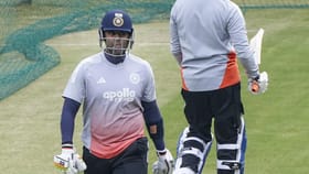 Suryakumar Yadav: ഗില്ലിനെ വിമര്‍ശിക്കുന്നതിനിടയില്‍ രക്ഷപ്പെട്ട് പോകുന്നയാള്‍; സൂര്യകുമാര്‍ യാദവിന് മുന്നറിയിപ്പ്‌...