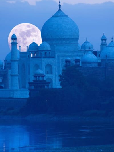 രാത്രി താജ്മഹൽ കാണാൻ പറ്റുമോ?