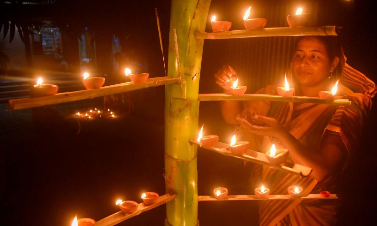 അതിനാൽ ഈ നക്ഷത്രക്കാർക്ക് ചന്ദ്രന്റെ എല്ലാ ഗുണങ്ങളും അനുഗ്രഹങ്ങളും ലഭിക്കുന്നതായിരിക്കും. ഇനി മുന്നോട്ടുള്ള ദിവസങ്ങളിൽ ഇവരുടെ ജീവിതത്തിൽ ചില നല്ല കാര്യങ്ങൾ നടക്കുവാൻ സാധ്യത. വിവാഹ കാര്യങ്ങളിലെ തടസ്സം മാറും. വിവാഹ കാര്യത്തിൽ തീരുമാനമാകും. (PHOTO: PTI)