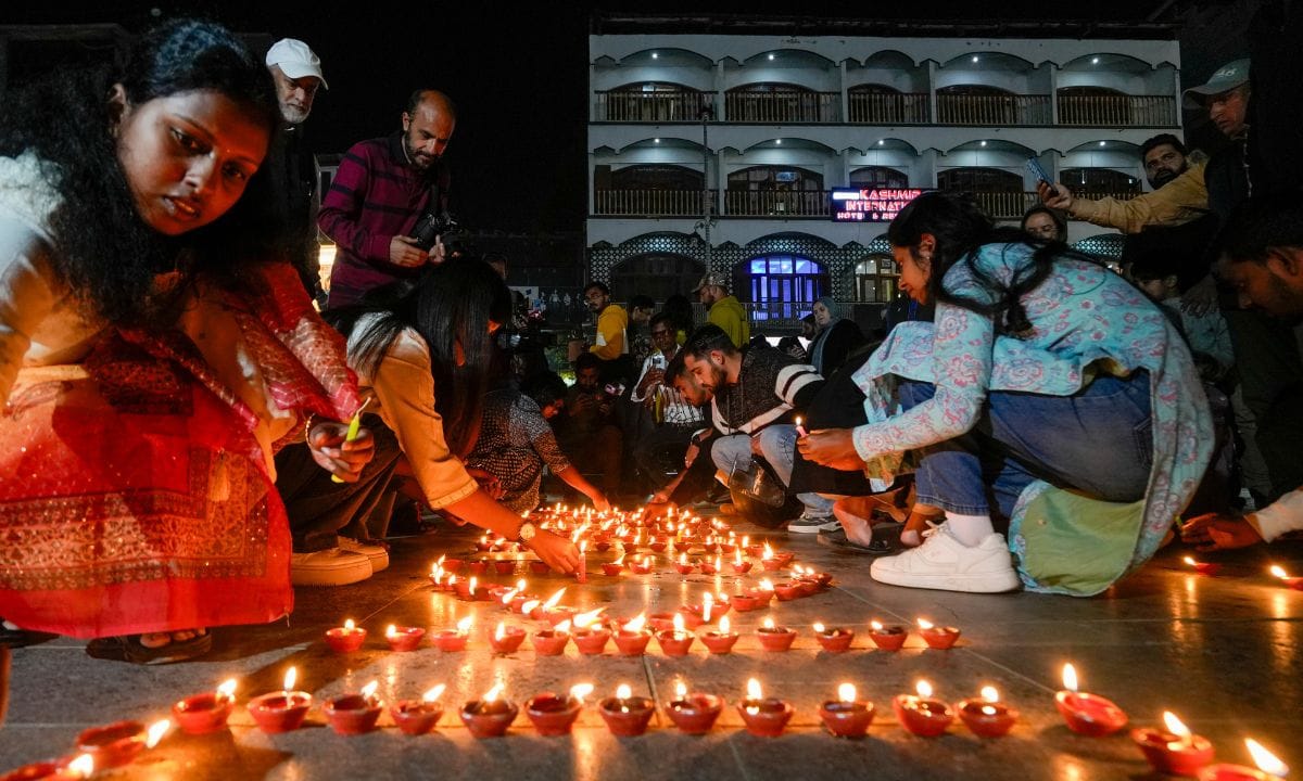 തൃക്കാർത്തിക ദിവസത്തിൽ ചന്ദ്രൻ അതിന്റെ പൂർണ്ണഭാവത്തിൽ എത്തുന്ന ദിവസമാണ്. അതിനാൽ തന്നെ ഇന്ന് ചന്ദ്രാദിയോഗം രൂപം കൊള്ളും. ഈ ഭാഗ്യ യോഗം രൂപം കൊള്ളുന്നത് എട്ട് നക്ഷത്രക്കാരുടെ ജീവിതത്തിലാണ്. (PHOTO: PTI)