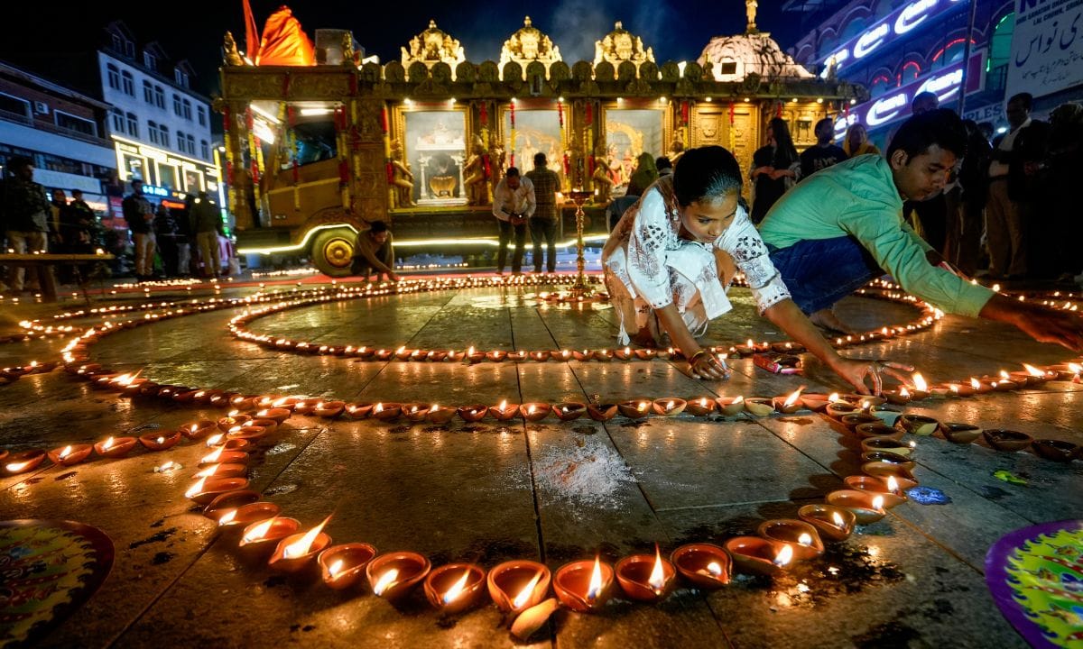 ഇത്തരം ശുഭസംയോജനങ്ങൾ വിവിധ രാഷ്ട്രീയക്കാരുടെ ജീവിതത്തിൽ വലിയ മാറ്റങ്ങൾക്കാണ് കാരണമാവുക. അത്തരത്തിൽ തൃക്കാർത്തികയോടെ ചില പ്രത്യേക നക്ഷത്രക്കാരുടെ ജീവിതത്തിൽ വലിയ മാറ്റങ്ങൾക്കാണ് വഴി തുറക്കുന്നത്. (PHOTO: PTI)