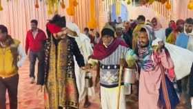 സഹോദരിയുടെ വിവാഹത്തിലേക്ക് യാചകര്‍ക്കും ക്ഷണം; ഭക്ഷണവും...