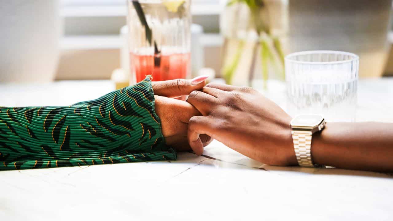 Viral News: ഇതെന്തൊരു തീറ്റ! വധു അമിതമായി ഭക്ഷണം കഴിക്കുന്നു; നഷ്ടപരിഹാരം ആവശ്യപ്പെട്ട് വരൻ