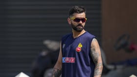 ഒരു റണ്‍സ് അകലെ കോഹ്ലിക്ക് ചരിത്ര നേട്ടം