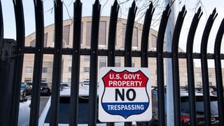 Emirates ID Renewal: പാസ്‌പോര്‍ട്ടിനൊപ്പം എമിറേറ്റ്‌സ് ഐഡിയും പുതുക്കിയാലോ? യുഎഇയില്‍ പുത്തന്‍വിദ്യ